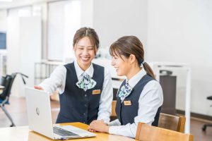 くるまのハヤシ　東岡山店事務スタッフ｜事務スタッフ